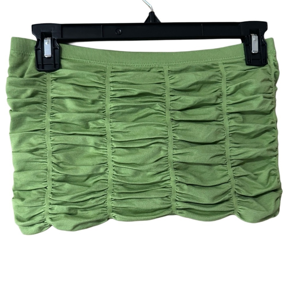 Forever 21 Knit Ruching Pepper Green Tube Top w/ Parallel Lines and Thick Band